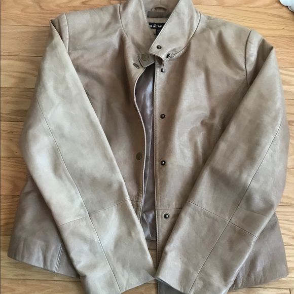 Révue Worn-In Lambskin Jacket - Picture 3 of 3